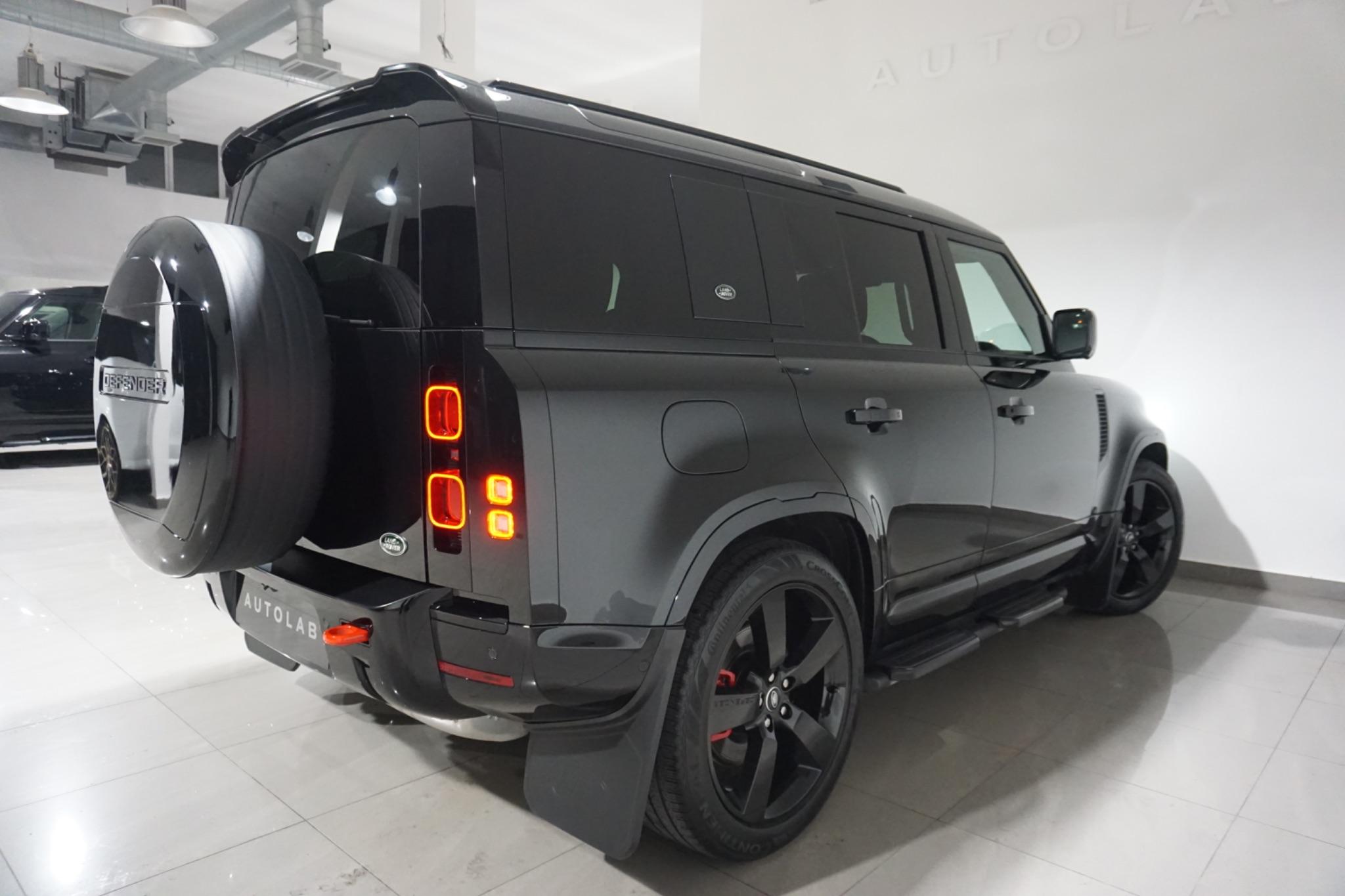 Land Rover Defender 110 3.0 D250 MHEV X-Dynamic HSE Auto 4WD Euro 6 (s/s) 5dr